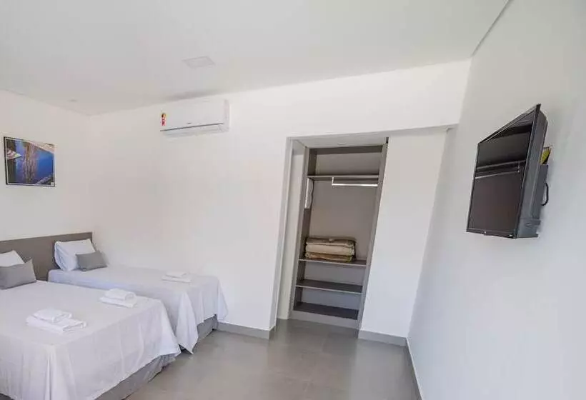 هاستل Pousada Cadiz   Piscina Climatizada