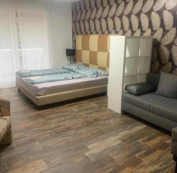 Bed and Breakfast City Panzió