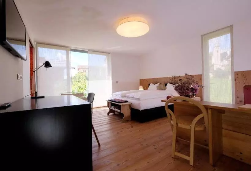 Aamiaismajoitus (B&B) Fior Tamion