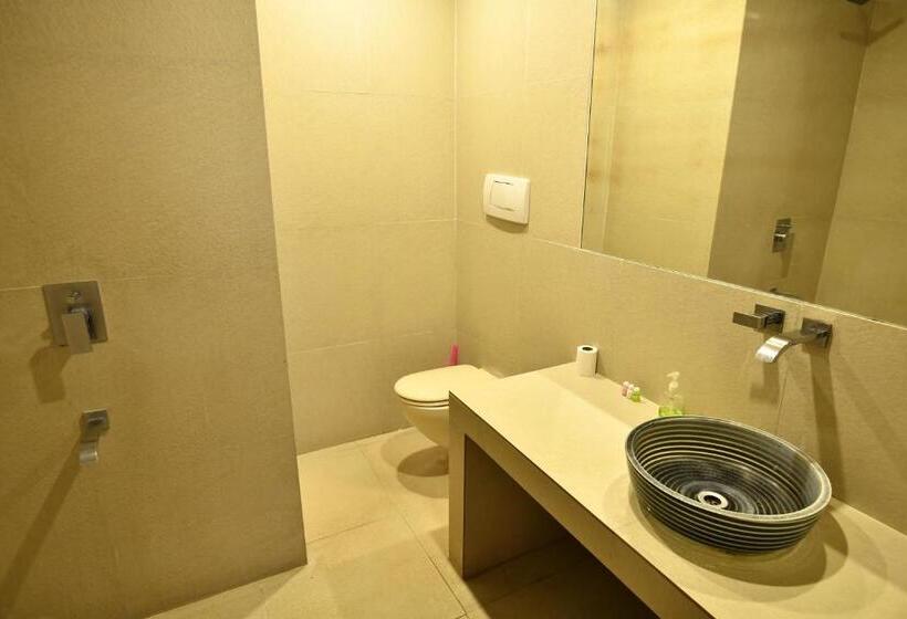 تختخواب و صبحانه La Closerie   Bay Of Bengal