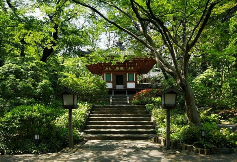 Takanawa Hanakohro   In Grand Prince Hotel Takanawa