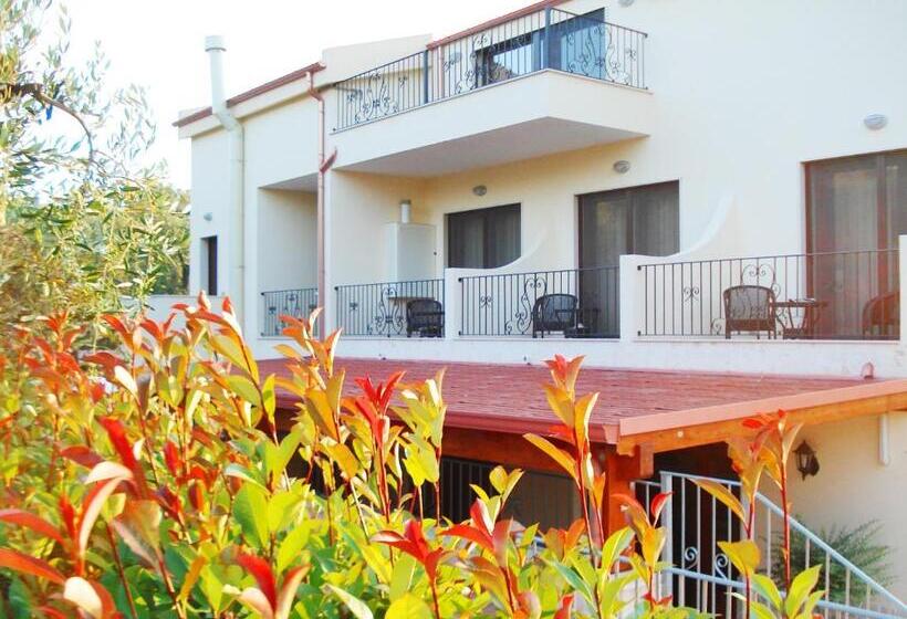 Villa Fenice Bed & Breakfast