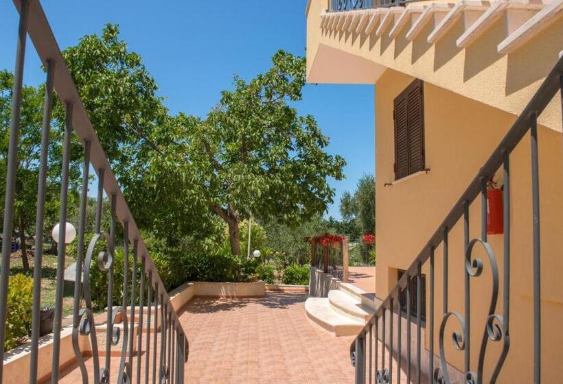 Villa Fenice Bed & Breakfast