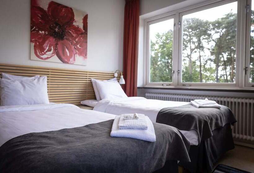 הוסטל Miatorp Hotell