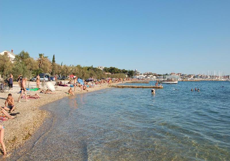 فندق Adria Apartments