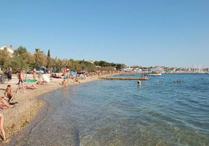 ホテル Adria Apartments