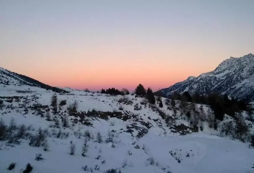 Отель Albergo Eden