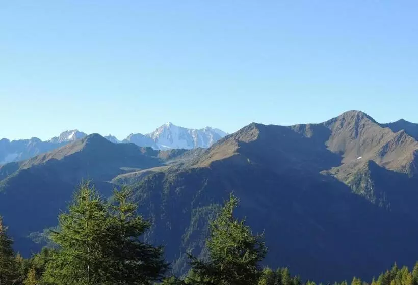 Отель Albergo Eden