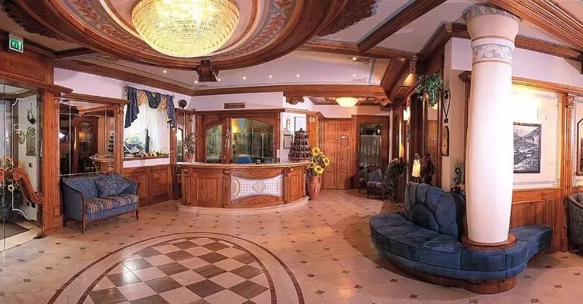 Alexander Hotel Alpine Wellness Dolomites