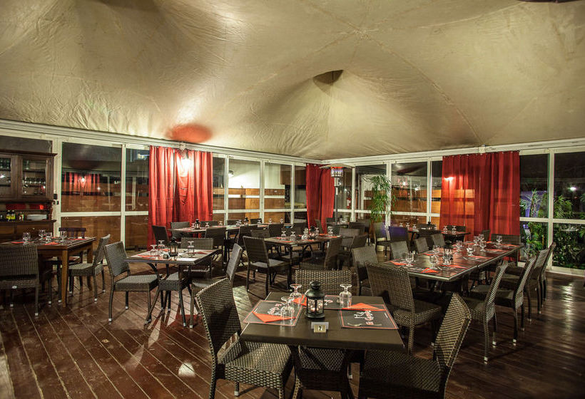 Отель Fly  Cagliari