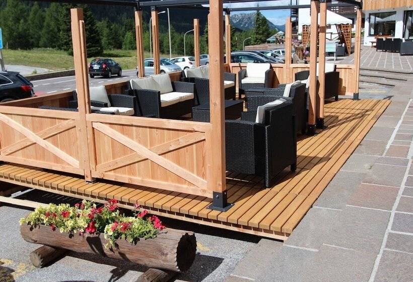 בית מלון כפרי Arnika Wellness