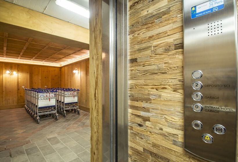 ホテル Arnika Wellness