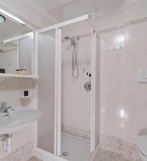 ホテル Arnika Wellness