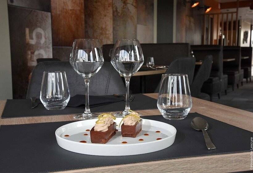 ホテル Contact Hôtel Astréa Nevers Nord Et Son Restaurant La Nouvelle Table