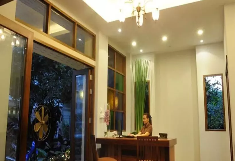 호텔 Baan Khun Nine