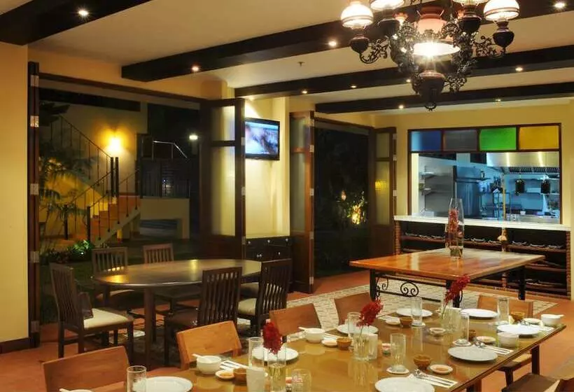 호텔 Baan Khun Nine