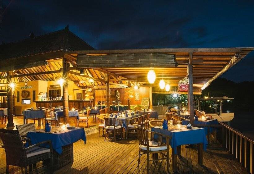 Отель Bay Shore Huts