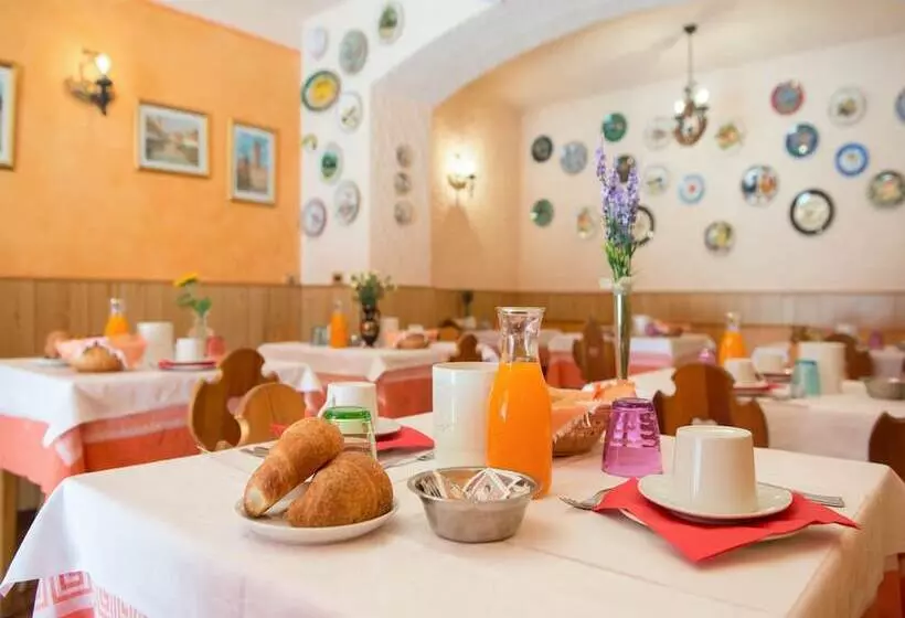 酒店 Albergo Centrale