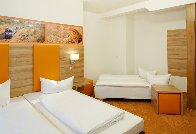 Отель Gasthof Zur Post