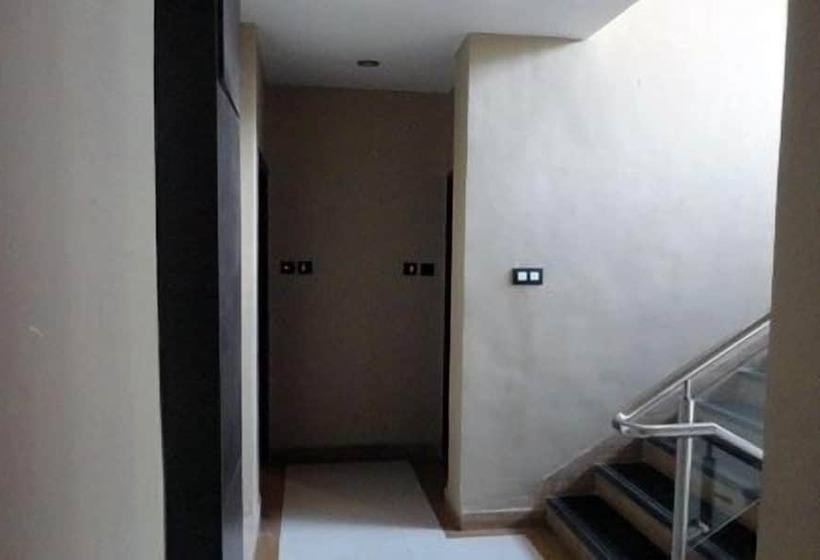 Hotell Kings Inn Holiday Home