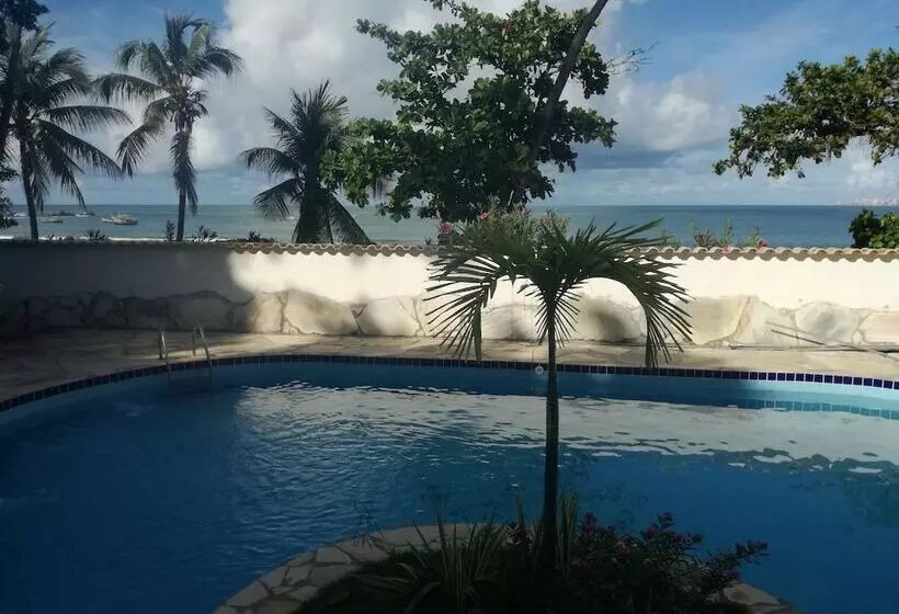 ホテル Pousada Poesia