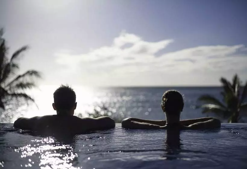 فندق Yasawa Island Resort