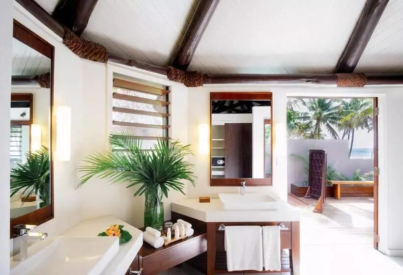 فندق Yasawa Island Resort