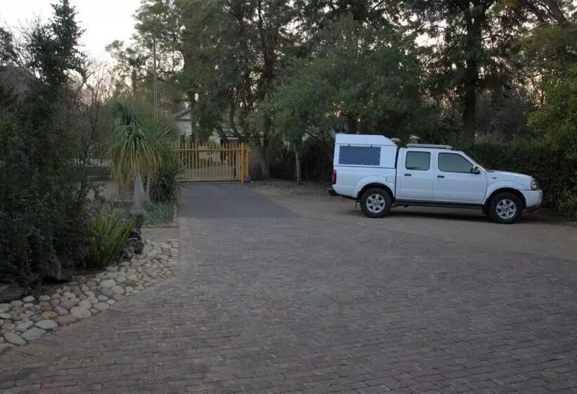 پانسیون Bisibee Guest House