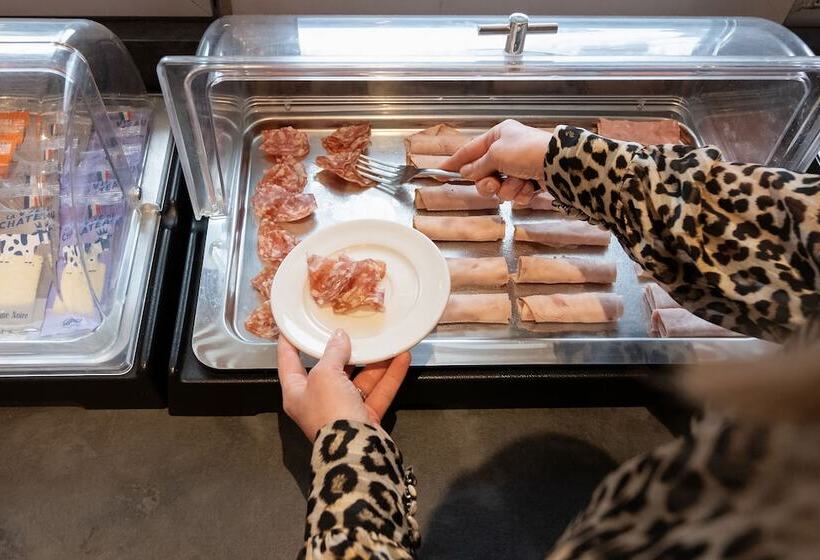 Nemea Appart Hotel Le Lido Cagnes Sur Mer