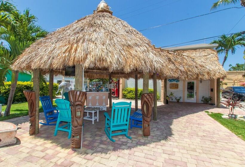 Sunset Cove Beach Resort