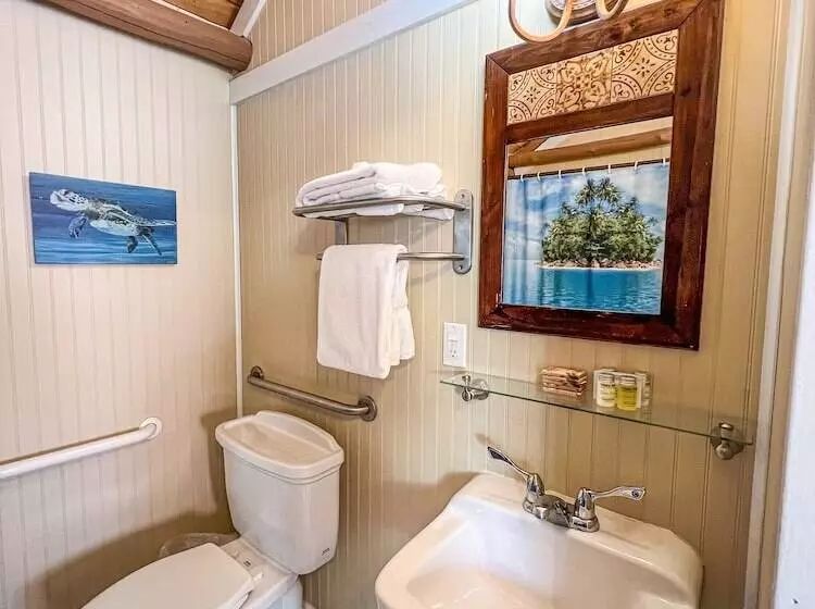 Sunset Cove Beach Resort