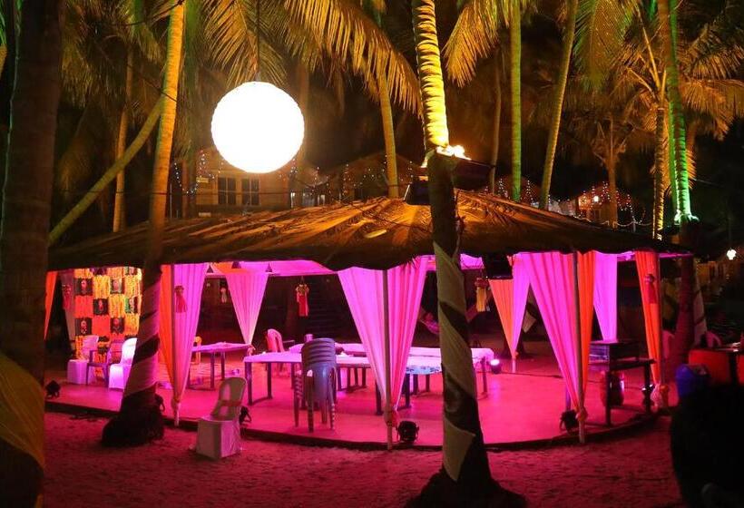 ホテル Samant Beach Resort