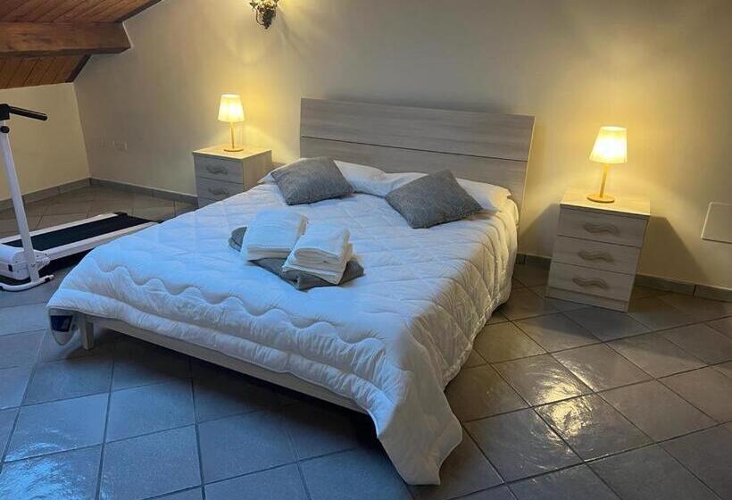 تختخواب و صبحانه Il Palazzo Luxury Home & Event