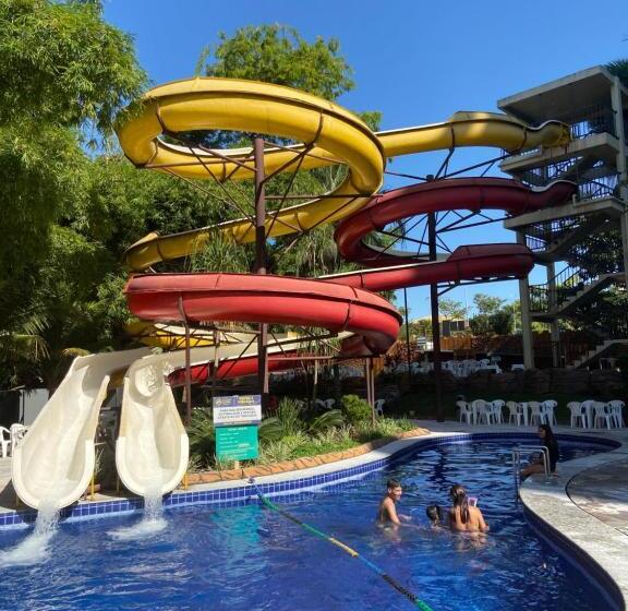 هتل Golden Dolphin Grande