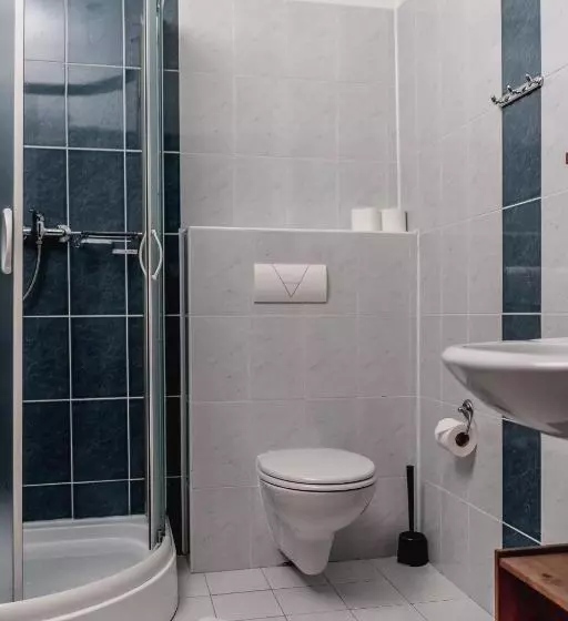 Majatalo Penzion Grado Davle