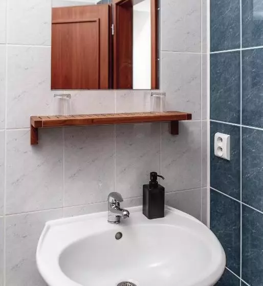 Majatalo Penzion Grado Davle