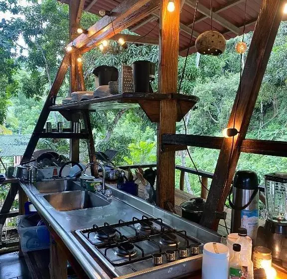 Majatalo Utria Hostel