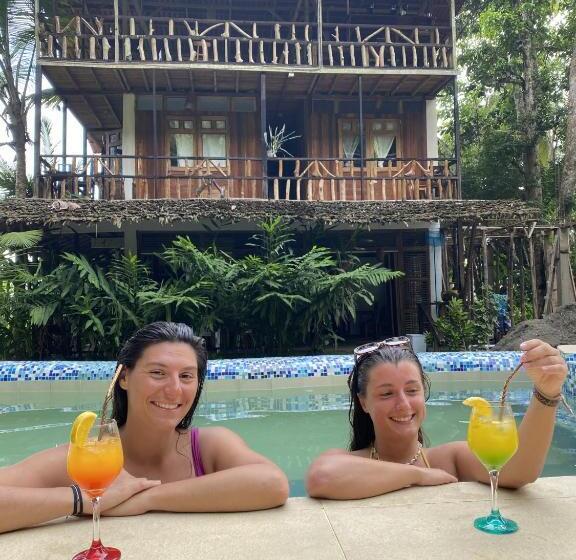 Pension Utria Hostel