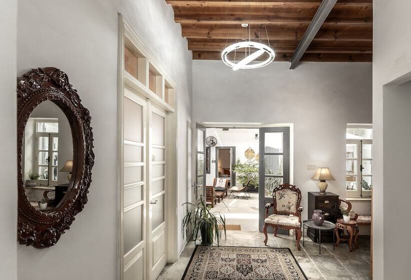 هاستل Edem Traditional House