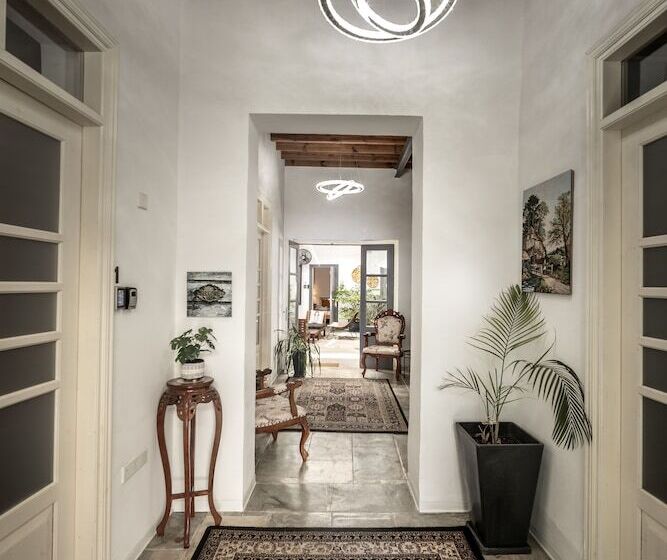 هاستل Edem Traditional House