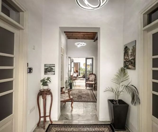 هاستل Edem Traditional House