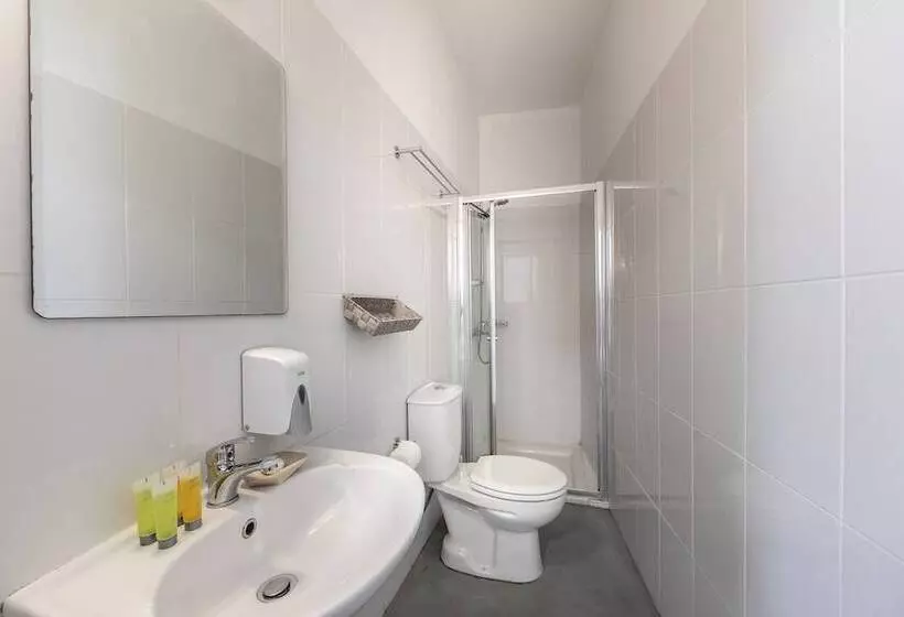 هاستل Edem Traditional House