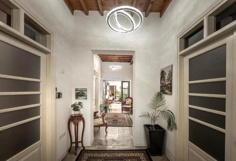 هاستل Edem Traditional House