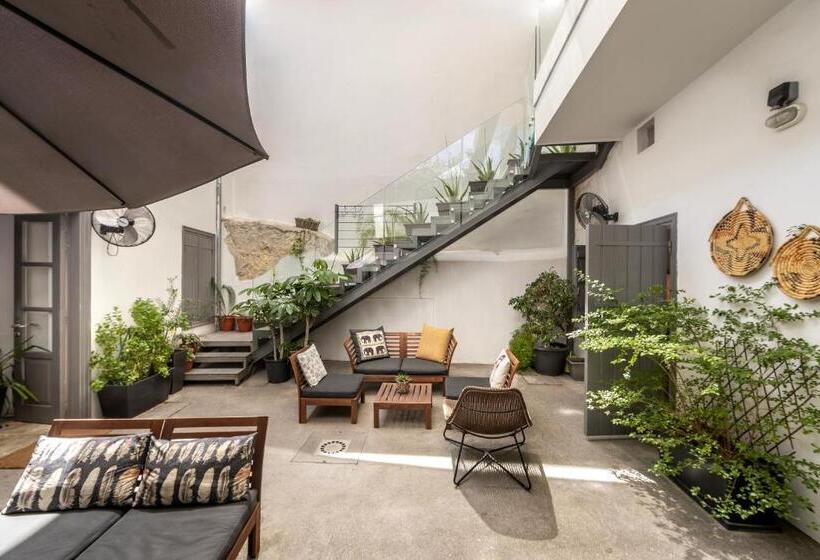 هاستل Edem Traditional House