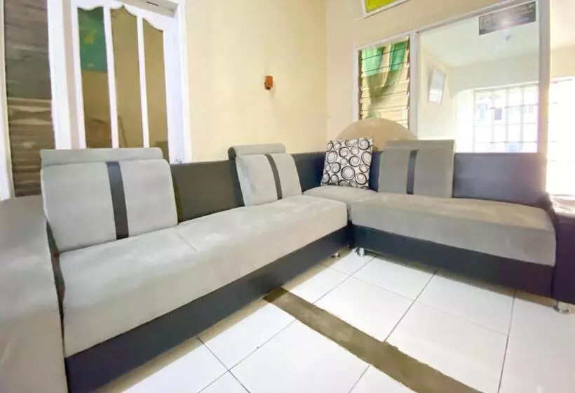 Hotelli Homestay Srikandi Syariah Dieng Redpartner