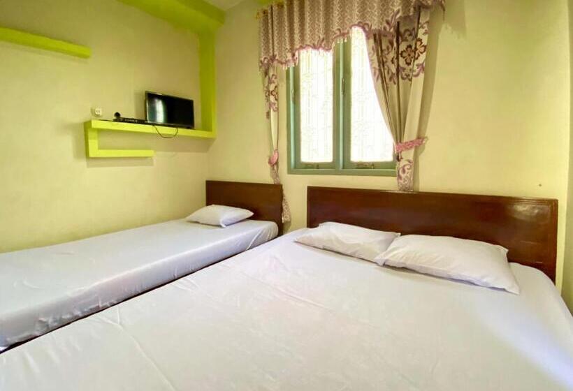 فندق Homestay Srikandi Syariah Dieng Redpartner