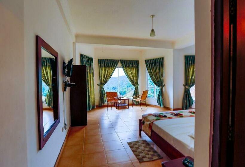 בית מלון כפרי Thuruliya