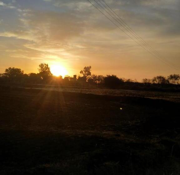 בית מלון כפרי Tranquility Homestay