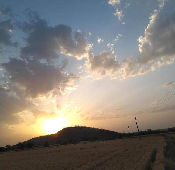 בית מלון כפרי Tranquility Homestay