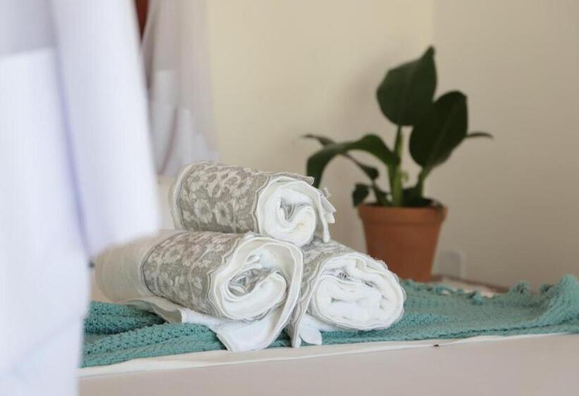 פנסיון Casa Camurupim